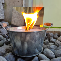 Schwabenfire Große Outdoor Kerze mit Dauerdocht in Zink-Schale mit Henkel, 20cm, Stabil, Wiederverwendbar, Ideal für Gartendeko