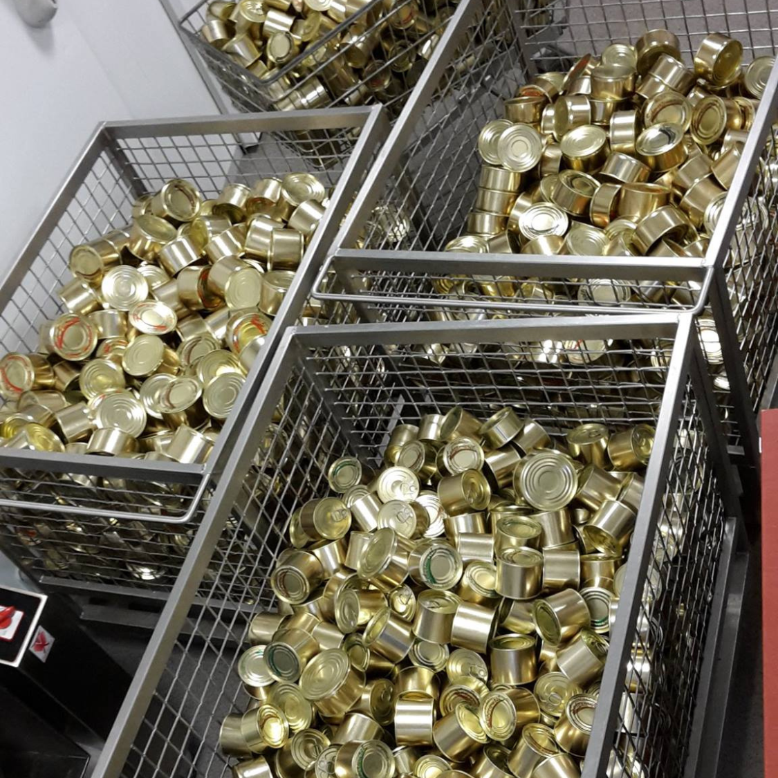 Schweinebauch im eigenen Saft Dosenwurst Wurstkonserve 300-400g Metzgerei Bühler